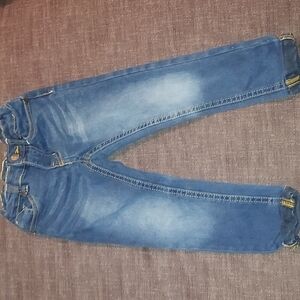 REAL love 3T jeans in good condition
